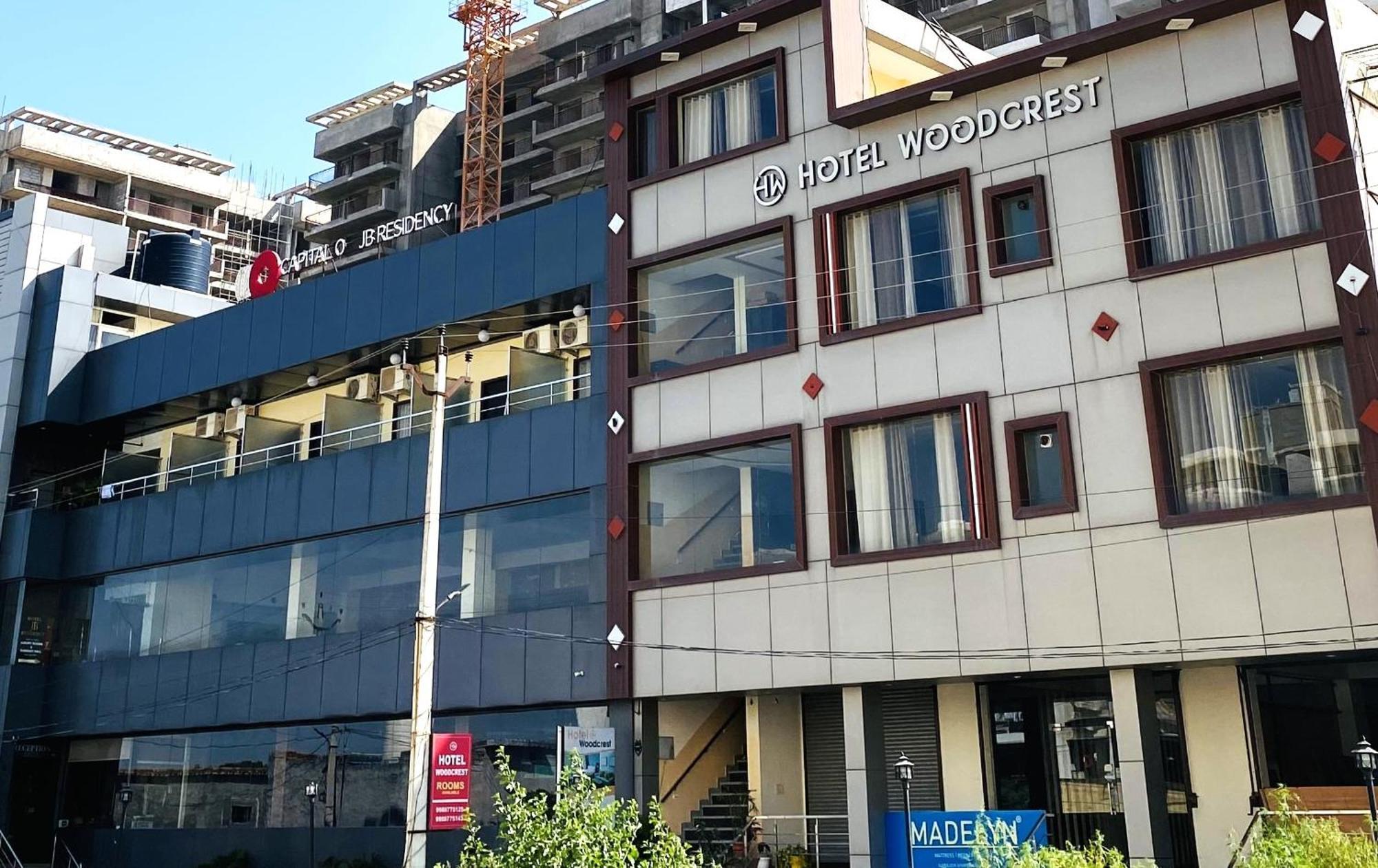 Hotel Woodcrest By Sidham Group !! Comfortable And Peaceful Stay !! Top Rated !! Preferred Hotel Chain Zirakpur Εξωτερικό φωτογραφία
